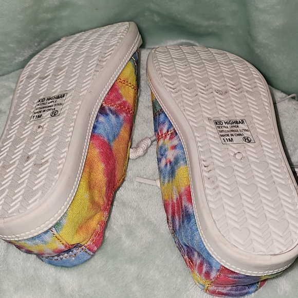 Children's shoes Size 11 - Picture 3 of 4